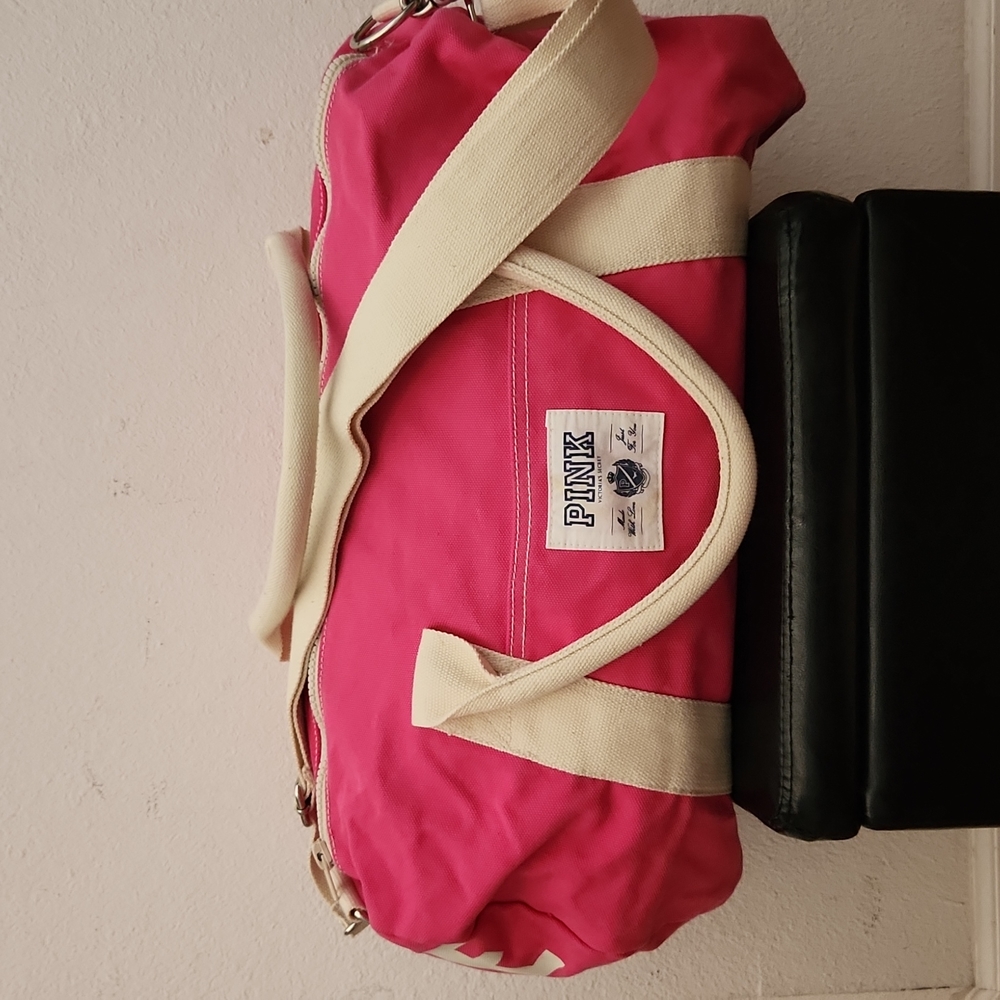 Pink VS duffle bag